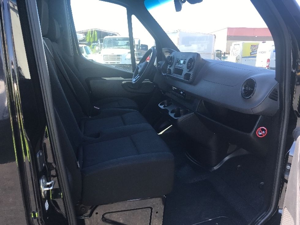 Cargo Van (Panel Van)-Light and Medium Duty Trucks-Mercedes-2020-Sprinter-West Sacramento-CA-40,299\n\t\tmiles-$ 40,000 - Image 21