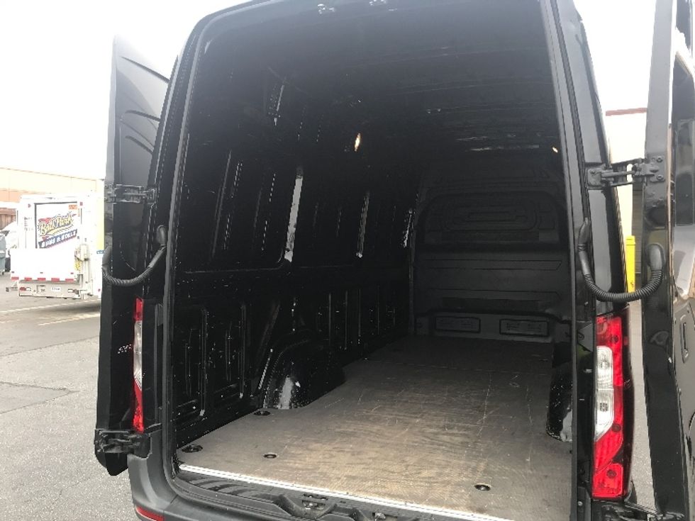 Cargo Van (Panel Van)-Light and Medium Duty Trucks-Mercedes-2020-Sprinter-West Sacramento-CA-47,955\n\t\tmiles-$ 36,500 - Image 10