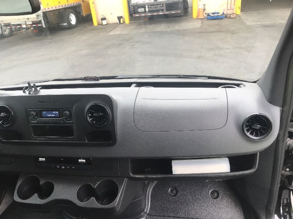 Cargo Van (Panel Van)-Light and Medium Duty Trucks-Mercedes-2020-Sprinter-West Sacramento-CA-47,955\n\t\tmiles-$ 36,500 - Image 20
