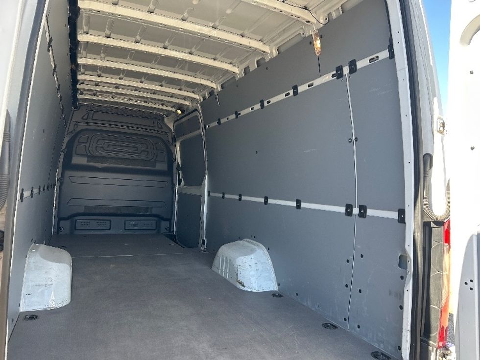 Cargo Van (Panel Van)-Light and Medium Duty Trucks-Mercedes-2021-Sprinter-East Chicago-IN-82,123\n\t\tmiles-$ 41,500 - Image 10