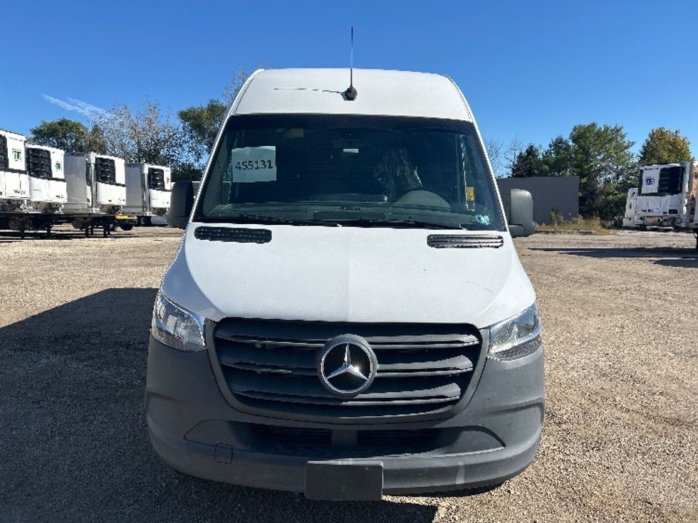Cargo Van (Panel Van)-Light and Medium Duty Trucks-Mercedes-2021-Sprinter-East Chicago-IN-82,123\n\t\tmiles-$ 41,500 - Image 2