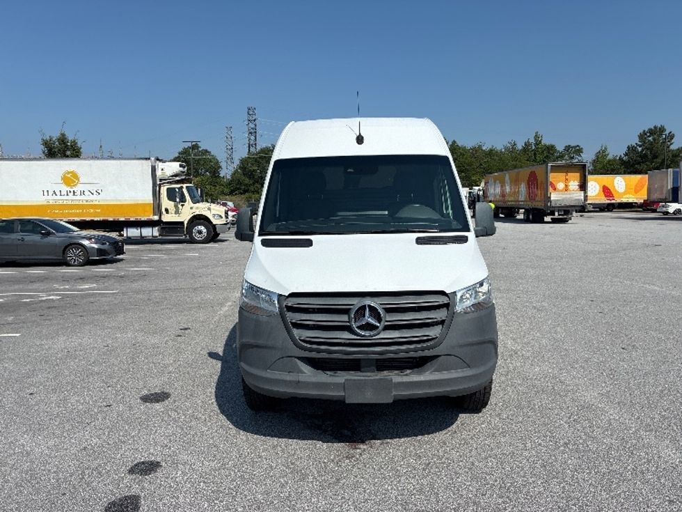 Cargo Van (Panel Van)-Light and Medium Duty Trucks-Mercedes-2022-Sprinter-Concord-NC-130,055\n\t\tmiles-$ 35,750 - Image 2