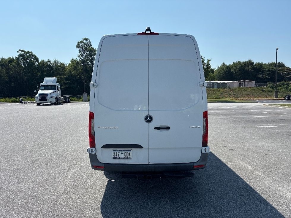 Cargo Van (Panel Van)-Light and Medium Duty Trucks-Mercedes-2022-Sprinter-Concord-NC-130,055\n\t\tmiles-$ 35,750 - Image 7