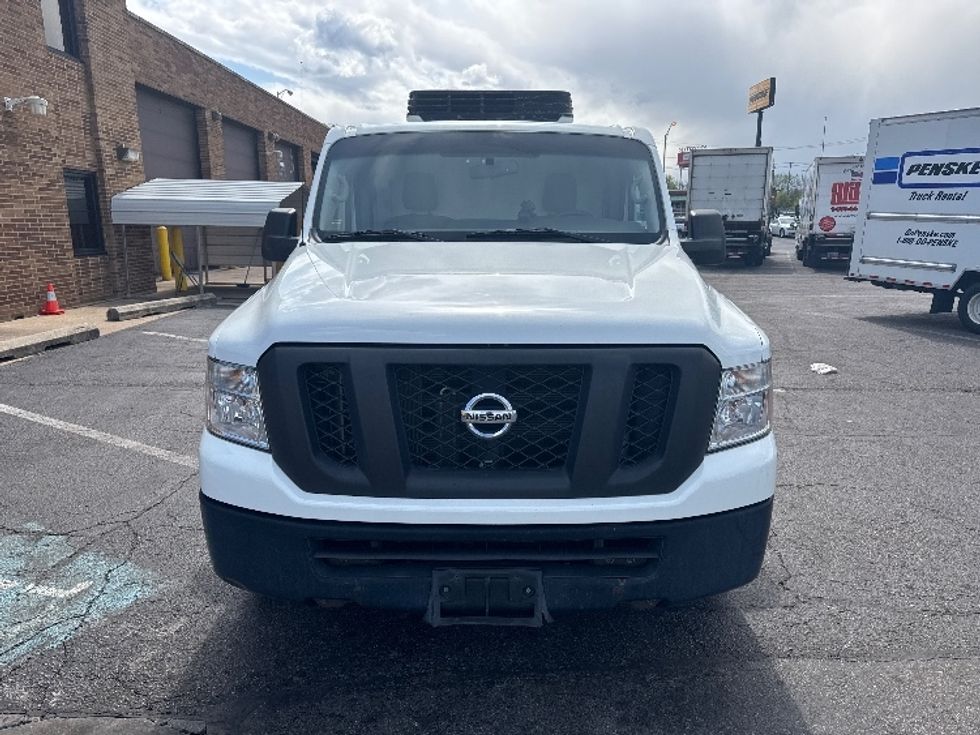 Cargo Van (Panel Van)-Light and Medium Duty Trucks-Nissan-2016-NV1500S-Baltimore-MD-159,512\n\t\tmiles-$ 16,000 - Image 2