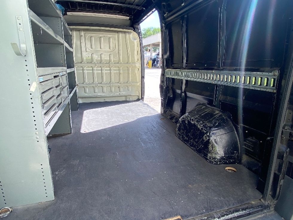 Cargo Van (Panel Van)-Light and Medium Duty Trucks-RAM-2017-2500-Orlando-FL-215,259\n\t\tmiles-$ 7,000 - Image 12