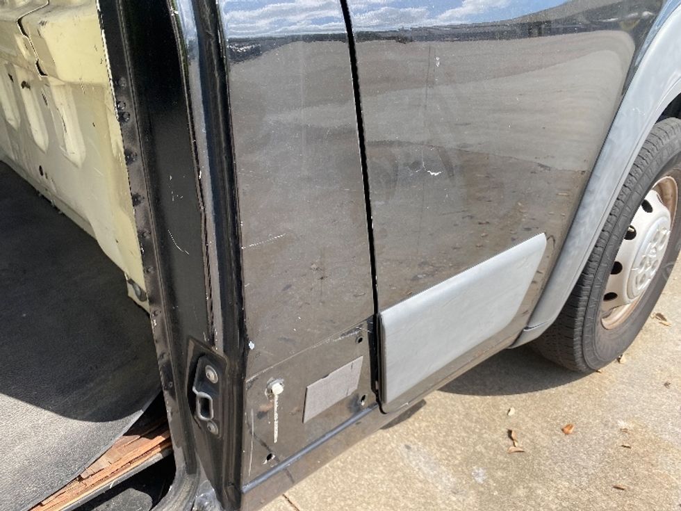 Cargo Van (Panel Van)-Light and Medium Duty Trucks-RAM-2017-2500-Orlando-FL-215,259\n\t\tmiles-$ 7,000 - Image 26