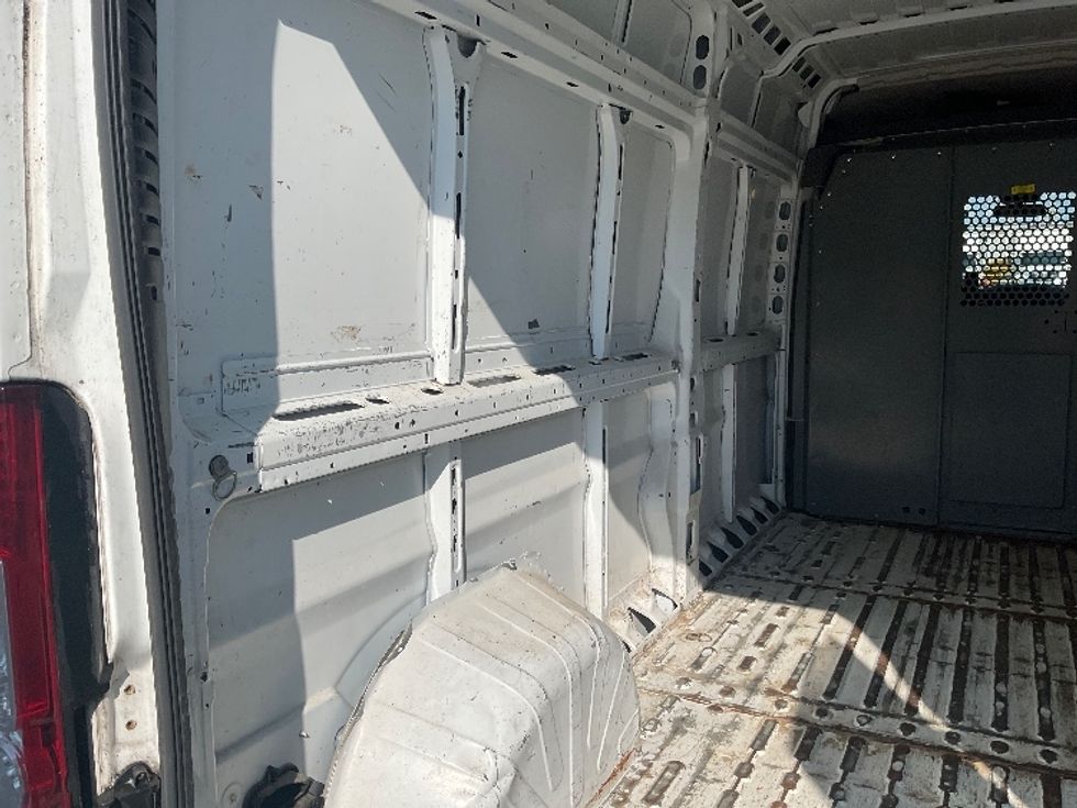 Cargo Van (Panel Van)-Light and Medium Duty Trucks-RAM-2017-PROMASTR-Pittsburgh-PA-159,037\n\t\tmiles-$ 8,250 - Image 9