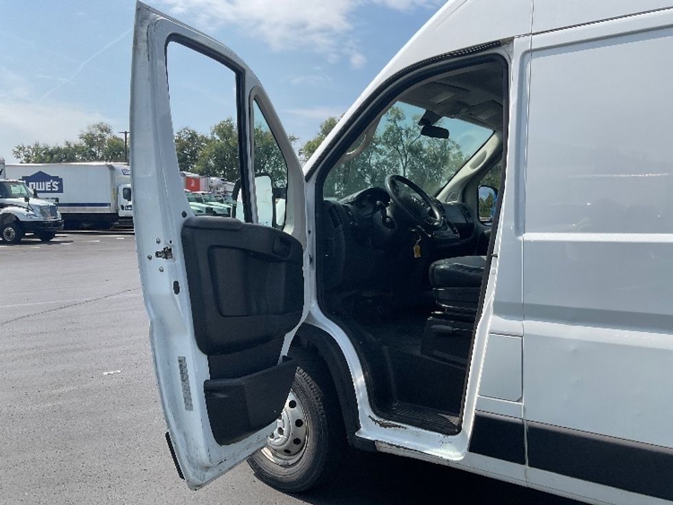 Cargo Van (Panel Van)-Light and Medium Duty Trucks-RAM-2019-PROMASTR-Pittsburgh-PA-219,373\n\t\tmiles-$ 8,250 - Image 16