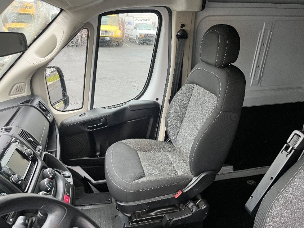 Cargo Van (Panel Van)-Light and Medium Duty Trucks-RAM-2021-PROMASTR-La Mirada-CA-92,537\n\t\tmiles-$ 29,750 - Image 18