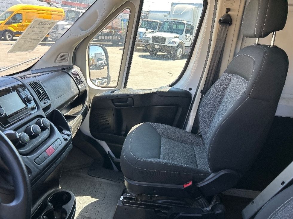 Cargo Van (Panel Van)-Light and Medium Duty Trucks-RAM-2021-PROMASTR-West Sacramento-CA-101,121\n\t\tmiles-$ 18,500 - Image 19