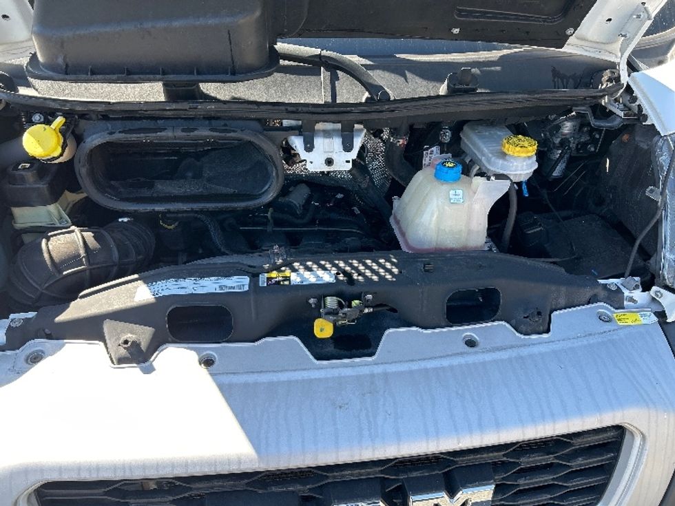Cargo Van (Panel Van)-Light and Medium Duty Trucks-RAM-2021-PROMASTR-West Sacramento-CA-101,121\n\t\tmiles-$ 18,500 - Image 24