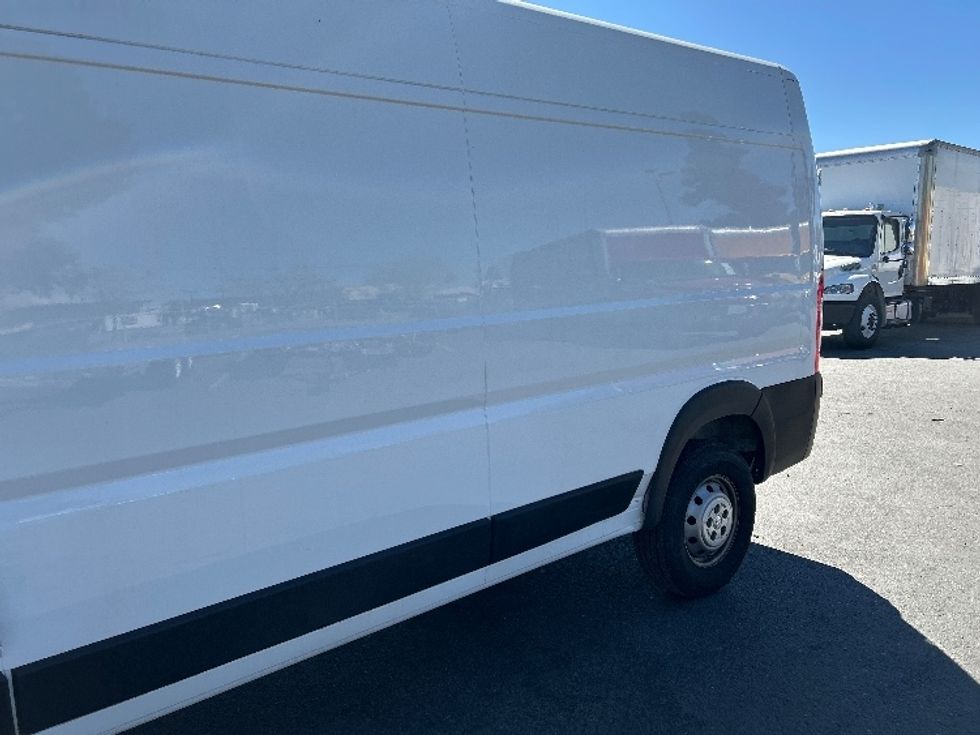 Cargo Van (Panel Van)-Light and Medium Duty Trucks-RAM-2021-PROMASTR-West Sacramento-CA-101,121\n\t\tmiles-$ 18,500 - Image 26