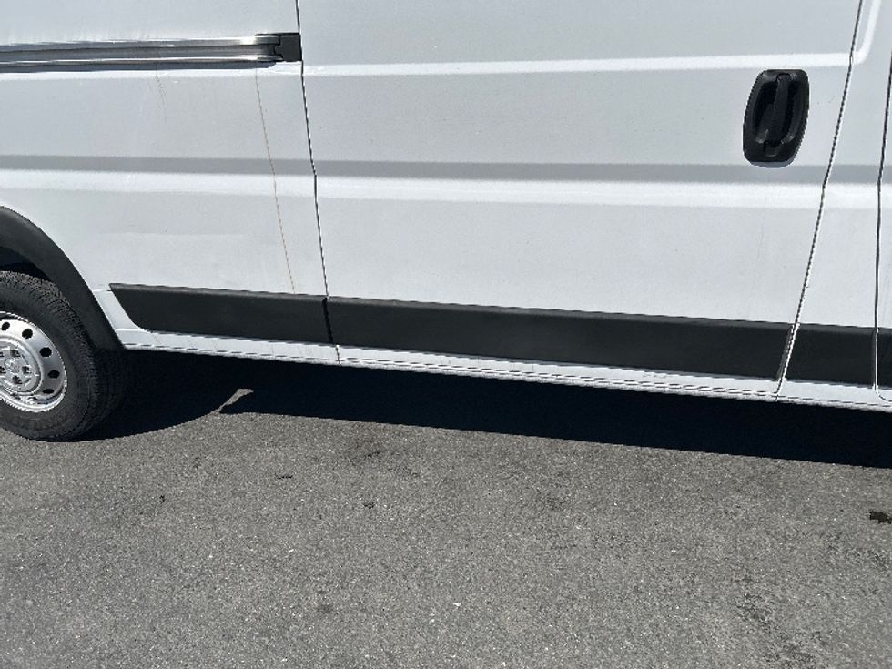 Cargo Van (Panel Van)-Light and Medium Duty Trucks-RAM-2021-PROMASTR-West Sacramento-CA-101,121\n\t\tmiles-$ 18,500 - Image 28