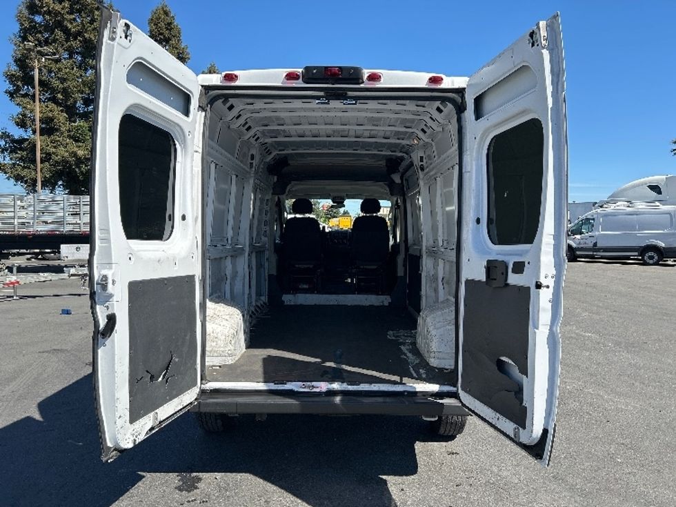 Cargo Van (Panel Van)-Light and Medium Duty Trucks-RAM-2021-PROMASTR-West Sacramento-CA-101,121\n\t\tmiles-$ 18,500 - Image 8