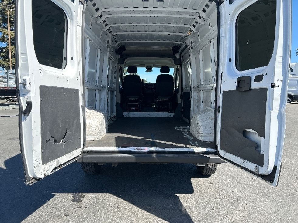 Cargo Van (Panel Van)-Light and Medium Duty Trucks-RAM-2021-PROMASTR-West Sacramento-CA-101,121\n\t\tmiles-$ 18,500 - Image 9