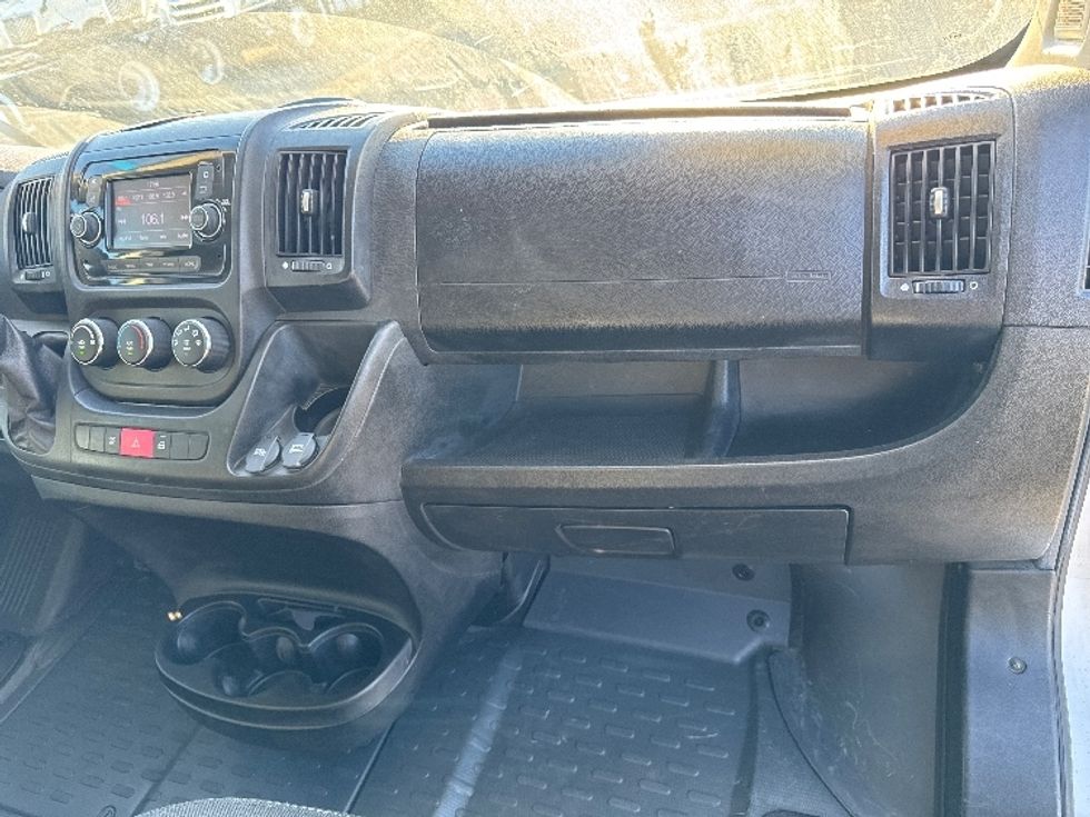 Cargo Van (Panel Van)-Light and Medium Duty Trucks-RAM-2021-PROMASTR-West Sacramento-CA-88,432\n\t\tmiles-$ 26,000 - Image 19
