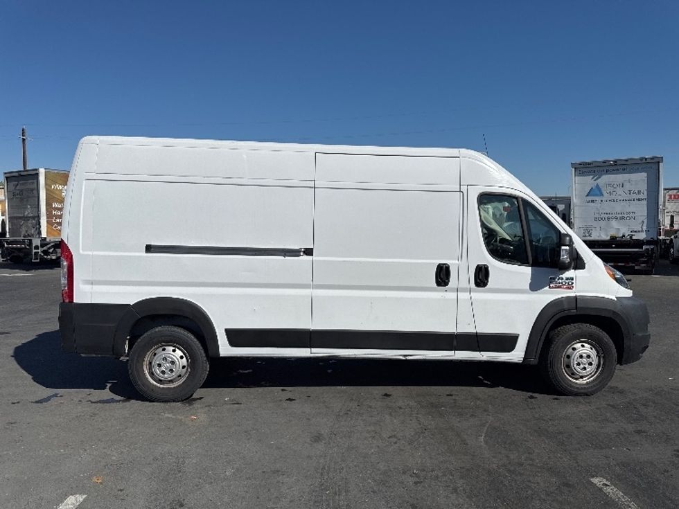 Cargo Van (Panel Van)-Light and Medium Duty Trucks-RAM-2021-PROMASTR-West Sacramento-CA-90,671\n\t\tmiles-$ 19,250 - Image 13