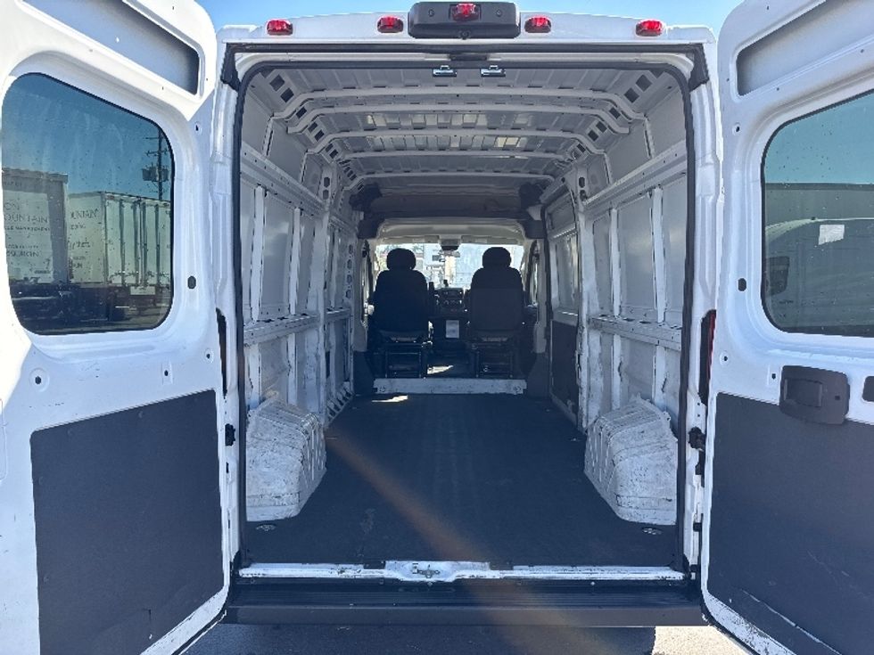 Cargo Van (Panel Van)-Light and Medium Duty Trucks-RAM-2021-PROMASTR-West Sacramento-CA-90,671\n\t\tmiles-$ 19,250 - Image 8