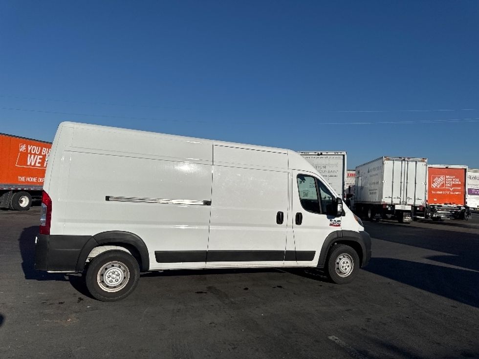 Cargo Van (Panel Van)-Light and Medium Duty Trucks-RAM-2021-PROMASTR-West Sacramento-CA-91,229\n\t\tmiles-$ 25,750 - Image 13