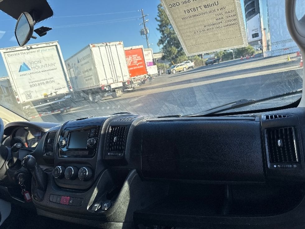 Cargo Van (Panel Van)-Light and Medium Duty Trucks-RAM-2021-PROMASTR-West Sacramento-CA-91,229\n\t\tmiles-$ 25,750 - Image 19