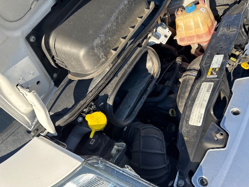 Cargo Van (Panel Van)-Light and Medium Duty Trucks-RAM-2021-PROMASTR-West Sacramento-CA-91,229\n\t\tmiles-$ 25,750 - Image 21