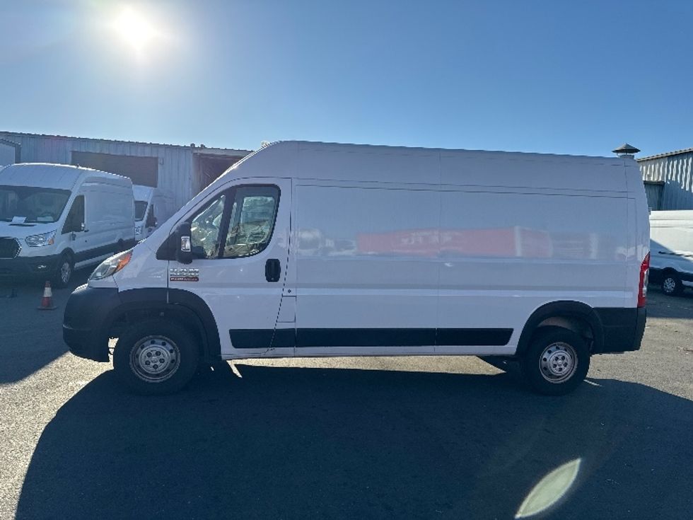 Cargo Van (Panel Van)-Light and Medium Duty Trucks-RAM-2021-PROMASTR-West Sacramento-CA-91,229\n\t\tmiles-$ 25,750 - Image 4