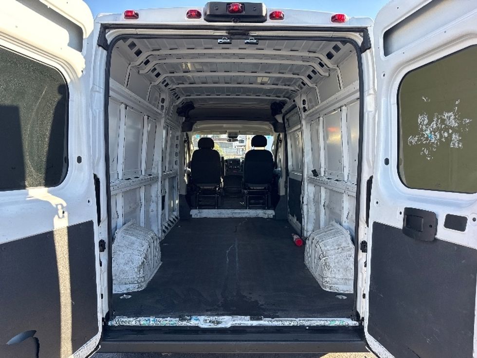 Cargo Van (Panel Van)-Light and Medium Duty Trucks-RAM-2021-PROMASTR-West Sacramento-CA-91,229\n\t\tmiles-$ 25,750 - Image 8