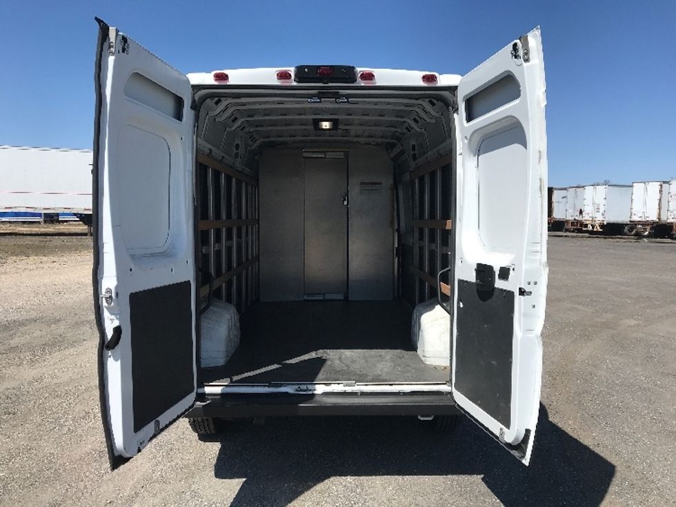 Cargo Van (Panel Van)-Light and Medium Duty Trucks-RAM-2022-PROMASTR-Chicopee-MA-48,455\n\t\tmiles-$ 37,750 - Image 9
