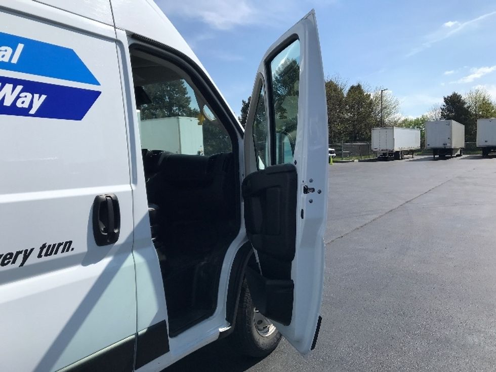 Cargo Van (Panel Van)-Light and Medium Duty Trucks-RAM-2022-PROMASTR-Goodyear-AZ-53,079\n\t\tmiles-$ 39,000 - Image 20
