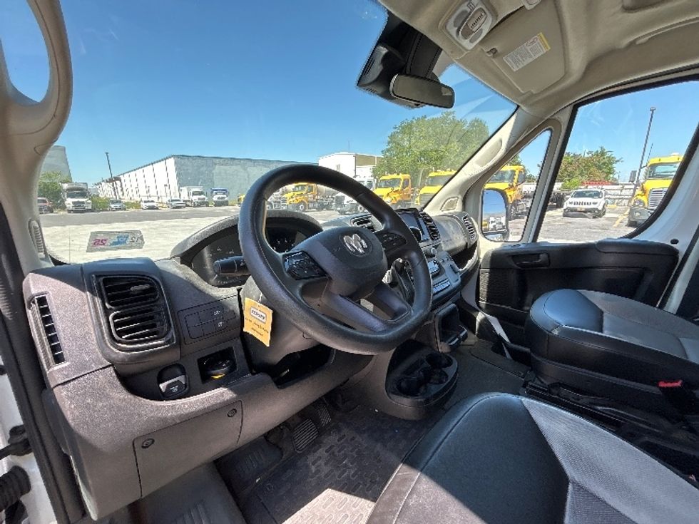 Cargo Van (Panel Van)-Light and Medium Duty Trucks-RAM-2022-PROMASTR-Hammond-LA-73,908\n\t\tmiles-$ 37,000 - Image 15