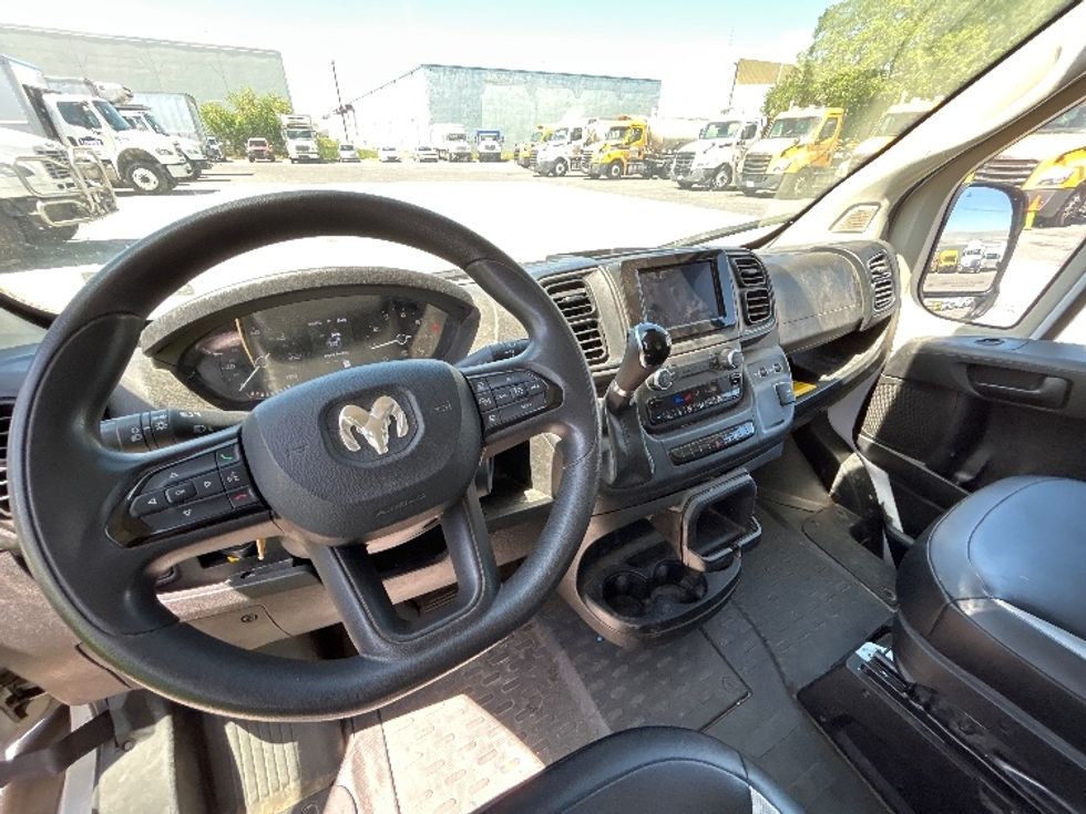 Cargo Van (Panel Van)-Light and Medium Duty Trucks-RAM-2022-PROMASTR-Hammond-LA-73,908\n\t\tmiles-$ 37,000 - Image 16