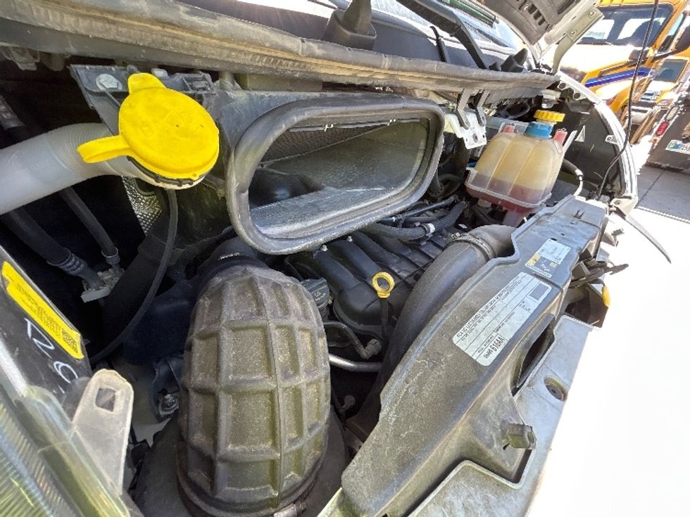 Cargo Van (Panel Van)-Light and Medium Duty Trucks-RAM-2022-PROMASTR-Hammond-LA-73,908\n\t\tmiles-$ 37,000 - Image 21