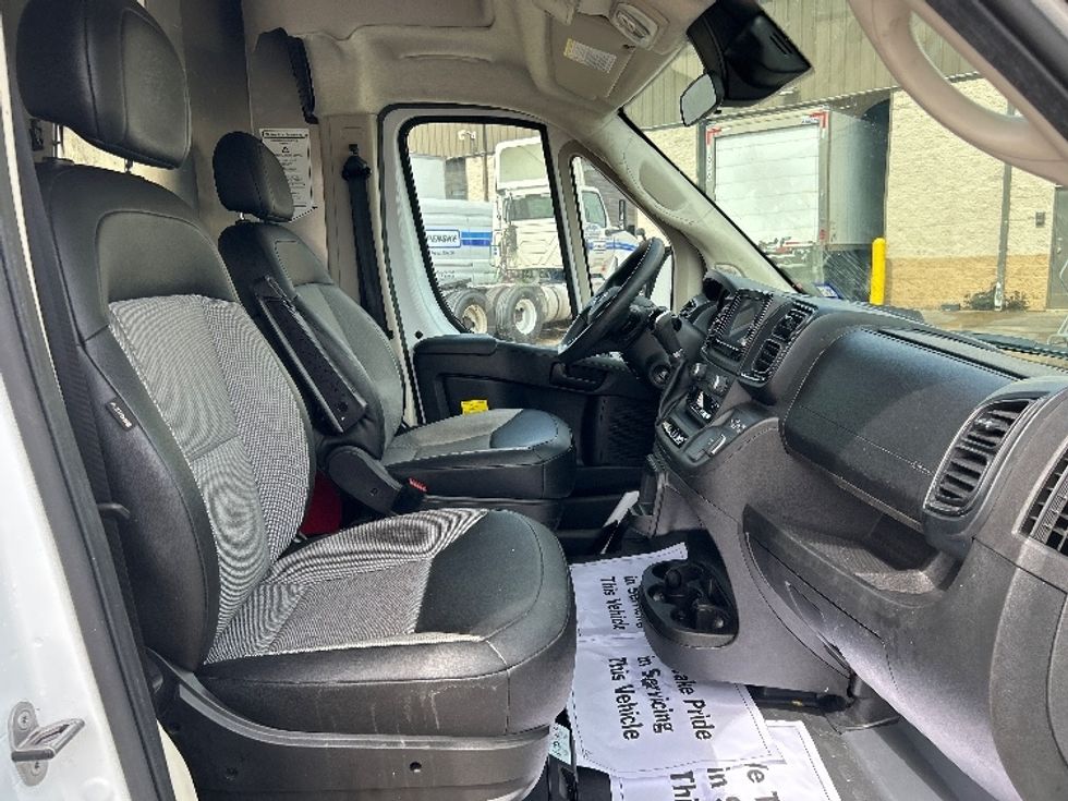 Cargo Van (Panel Van)-Light and Medium Duty Trucks-RAM-2022-PROMASTR-Houston-TX-55,694\n\t\tmiles-$ 37,250 - Image 22