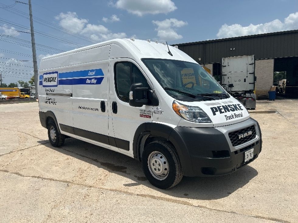 Cargo Van (Panel Van)-Light and Medium Duty Trucks-RAM-2022-PROMASTR-Katy-TX-21,950\n\t\tmiles-$ 40,000 - Image 1