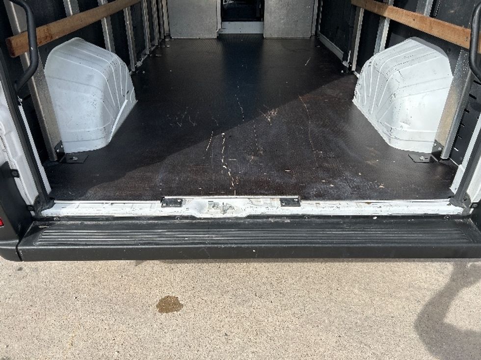 Cargo Van (Panel Van)-Light and Medium Duty Trucks-RAM-2022-PROMASTR-Katy-TX-21,950\n\t\tmiles-$ 40,000 - Image 10