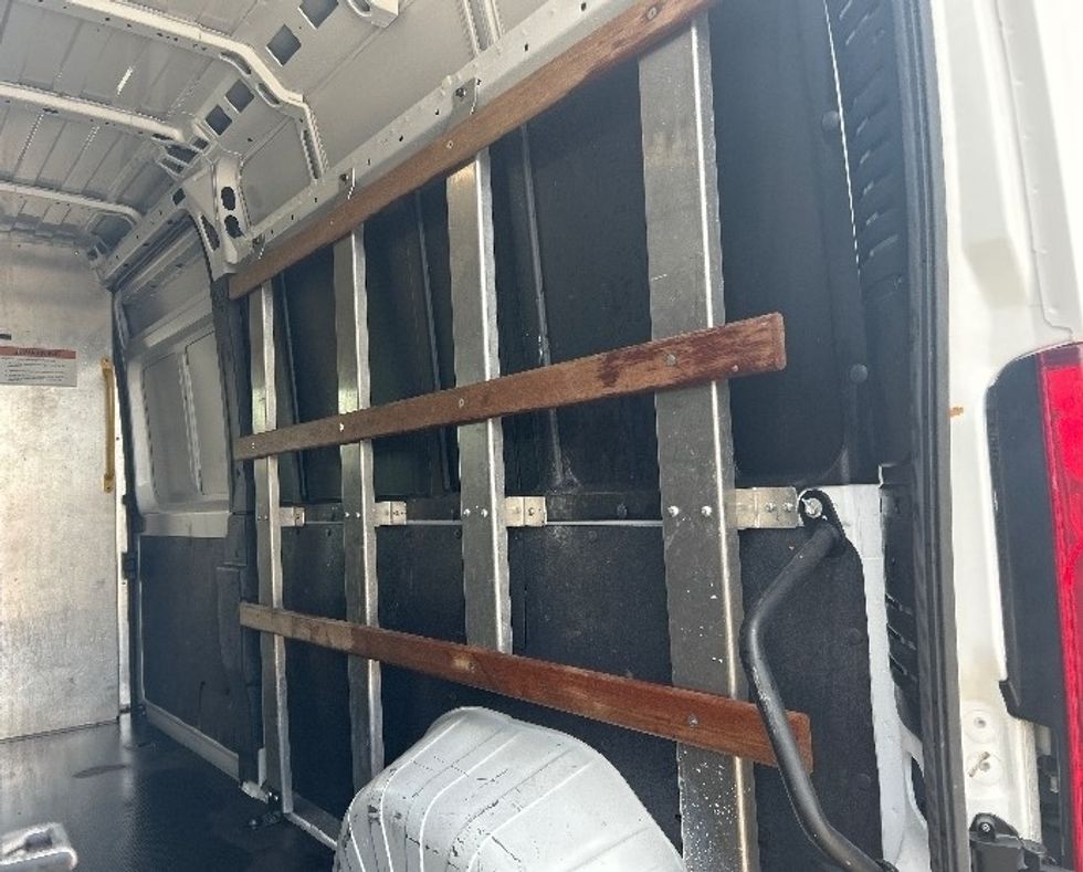 Cargo Van (Panel Van)-Light and Medium Duty Trucks-RAM-2022-PROMASTR-Katy-TX-21,950\n\t\tmiles-$ 40,000 - Image 12