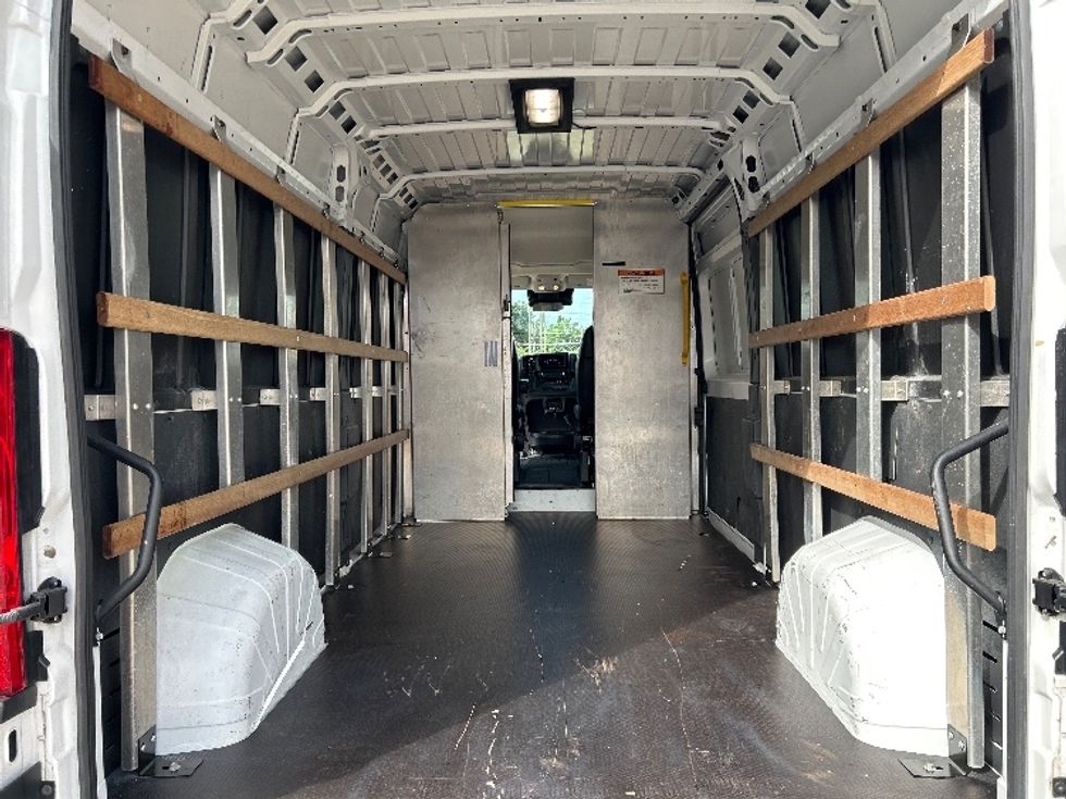 Cargo Van (Panel Van)-Light and Medium Duty Trucks-RAM-2022-PROMASTR-Katy-TX-21,950\n\t\tmiles-$ 40,000 - Image 8