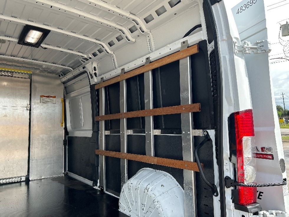 Cargo Van (Panel Van)-Light and Medium Duty Trucks-RAM-2022-PROMASTR-Katy-TX-70,538\n\t\tmiles-$ 37,250 - Image 12