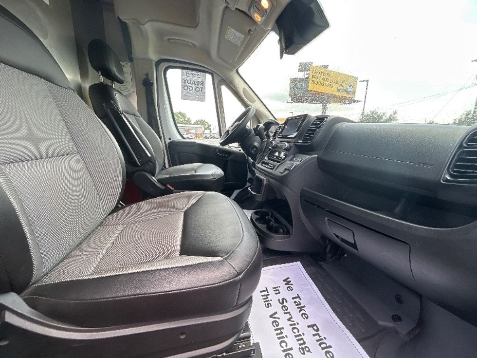 Cargo Van (Panel Van)-Light and Medium Duty Trucks-RAM-2022-PROMASTR-Lafayette-LA-49,018\n\t\tmiles-$ 39,000 - Image 19