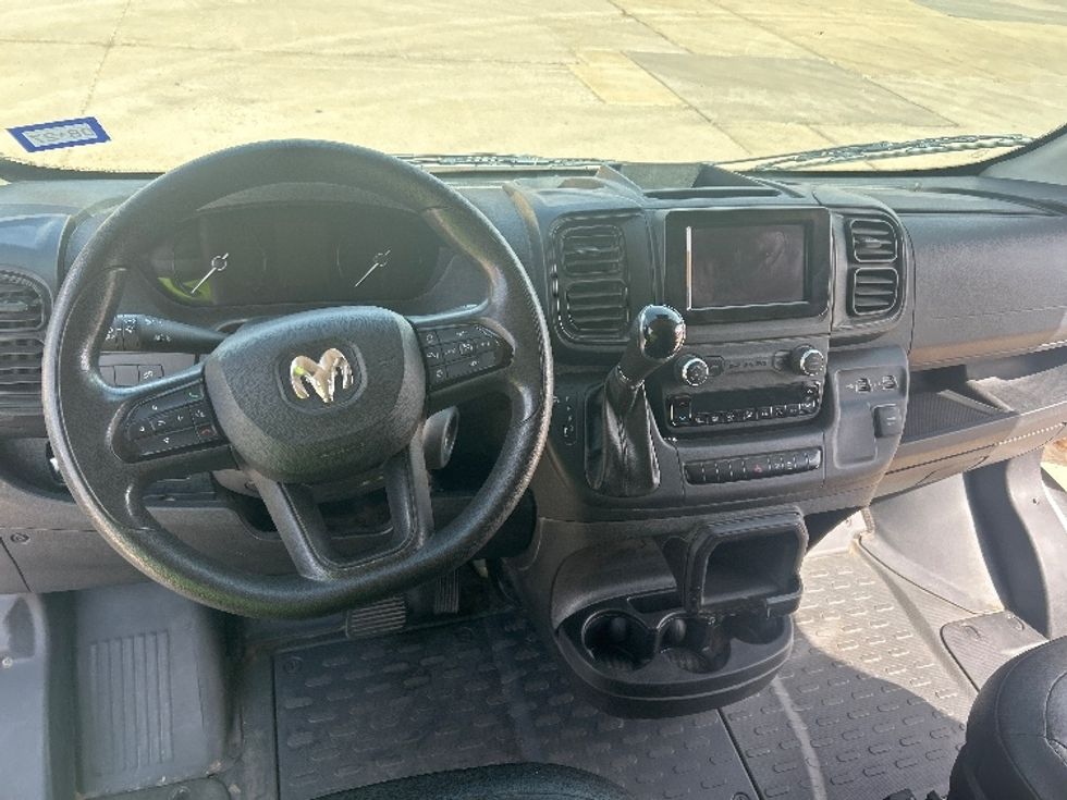 Cargo Van (Panel Van)-Light and Medium Duty Trucks-RAM-2022-PROMASTR-Lubbock-TX-162,572\n\t\tmiles-$ 10,500 - Image 18