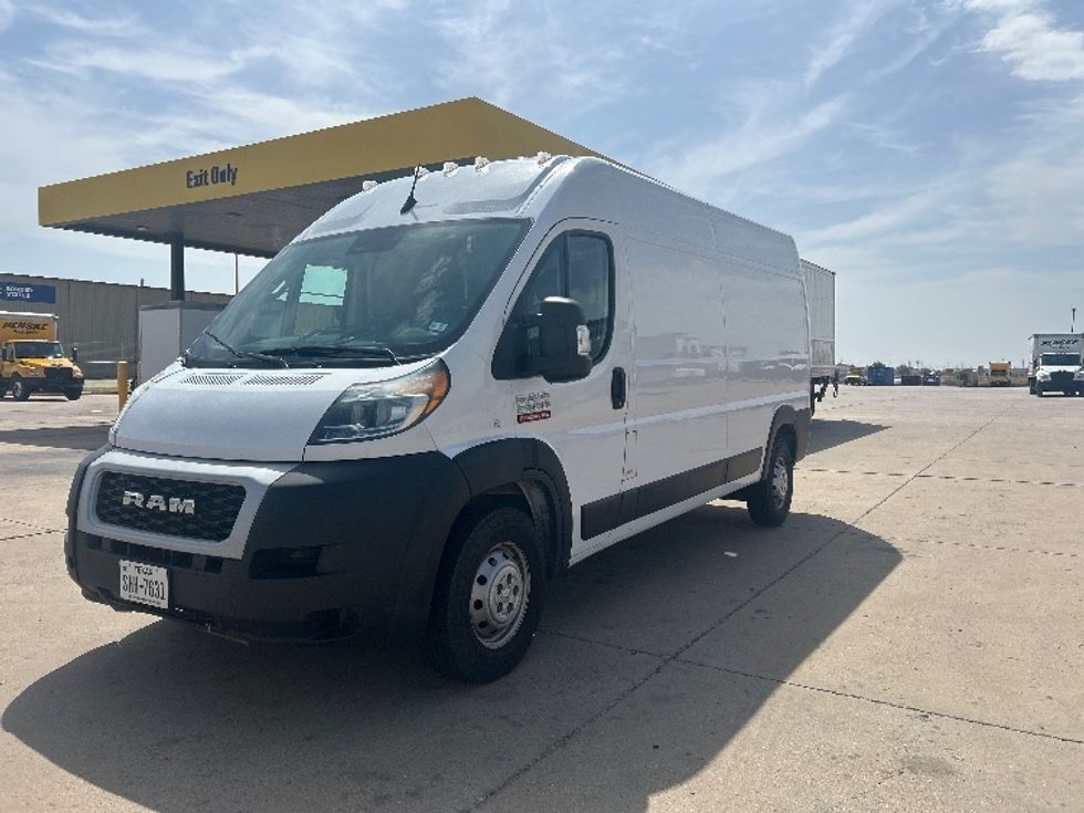 Cargo Van (Panel Van)-Light and Medium Duty Trucks-RAM-2022-PROMASTR-Lubbock-TX-162,572\n\t\tmiles-$ 10,500 - Image 3