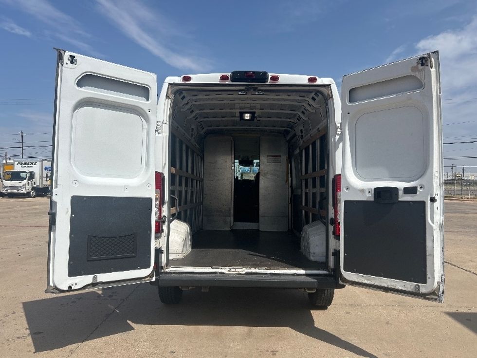 Cargo Van (Panel Van)-Light and Medium Duty Trucks-RAM-2022-PROMASTR-Lubbock-TX-162,572\n\t\tmiles-$ 10,500 - Image 8