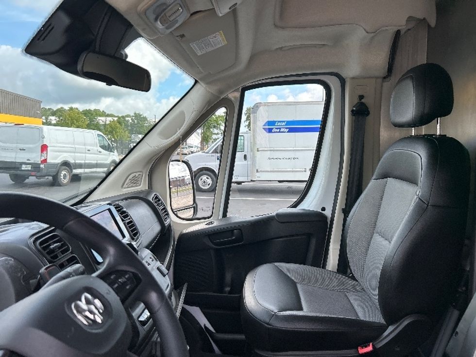 Cargo Van (Panel Van)-Light and Medium Duty Trucks-RAM-2022-PROMASTR-Pensacola-FL-29,283\n\t\tmiles-$ 42,000 - Image 19