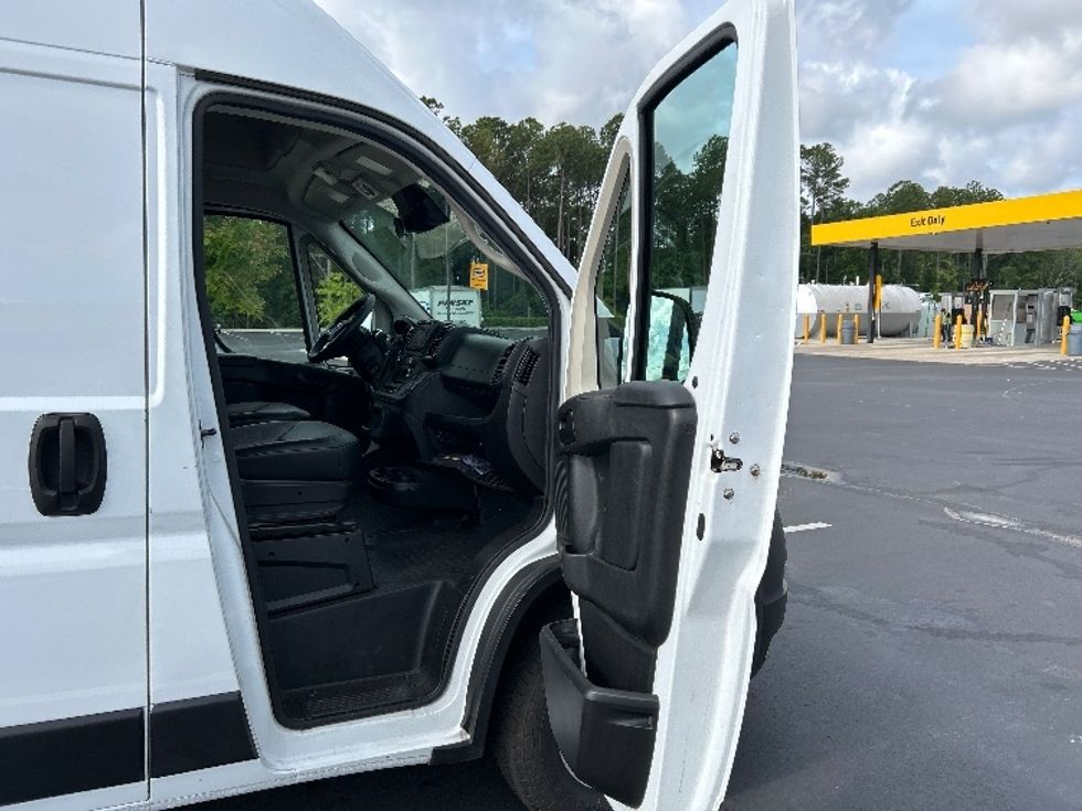 Cargo Van (Panel Van)-Light and Medium Duty Trucks-RAM-2022-PROMASTR-Pensacola-FL-29,283\n\t\tmiles-$ 42,000 - Image 20