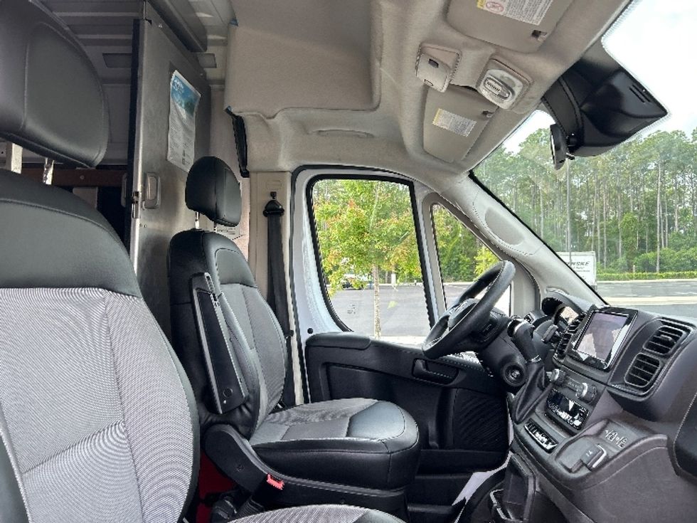 Cargo Van (Panel Van)-Light and Medium Duty Trucks-RAM-2022-PROMASTR-Pensacola-FL-29,283\n\t\tmiles-$ 42,000 - Image 22