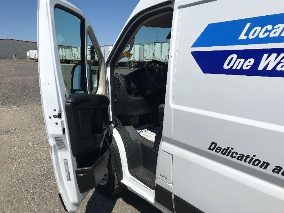 Cargo Van (Panel Van)-Light and Medium Duty Trucks-RAM-2022-PROMASTR-Pottsville-PA-33,030\n\t\tmiles-$ 40,000 - Image 16