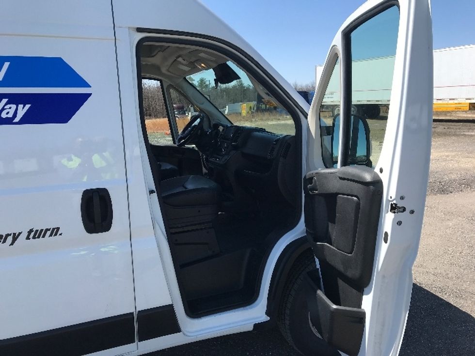 Cargo Van (Panel Van)-Light and Medium Duty Trucks-RAM-2022-PROMASTR-Pottsville-PA-33,030\n\t\tmiles-$ 40,000 - Image 20