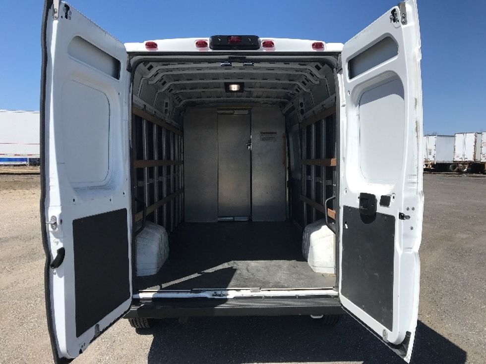 Cargo Van (Panel Van)-Light and Medium Duty Trucks-RAM-2022-PROMASTR-Pottsville-PA-33,030\n\t\tmiles-$ 40,000 - Image 8