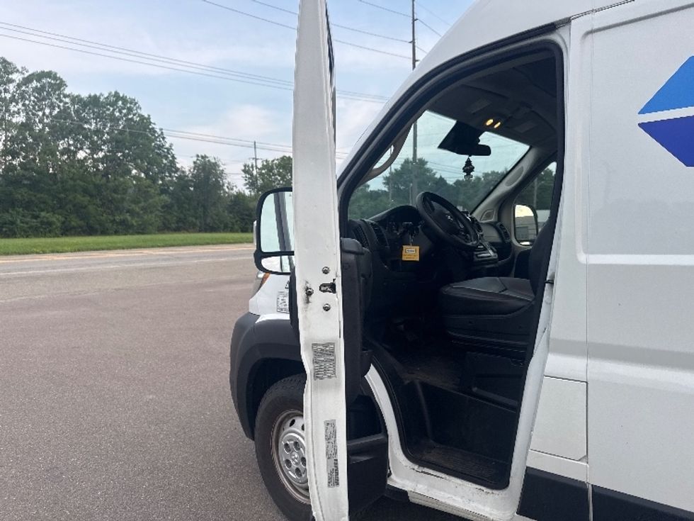 Cargo Van (Panel Van)-Light and Medium Duty Trucks-RAM-2022-PROMASTR-Rochester-NY-137,957\n\t\tmiles-$ 29,750 - Image 12