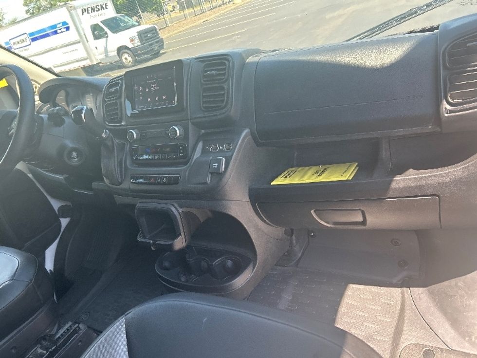 Cargo Van (Panel Van)-Light and Medium Duty Trucks-RAM-2022-PROMASTR-Springfield-MA-51,121\n\t\tmiles-$ 36,000 - Image 18